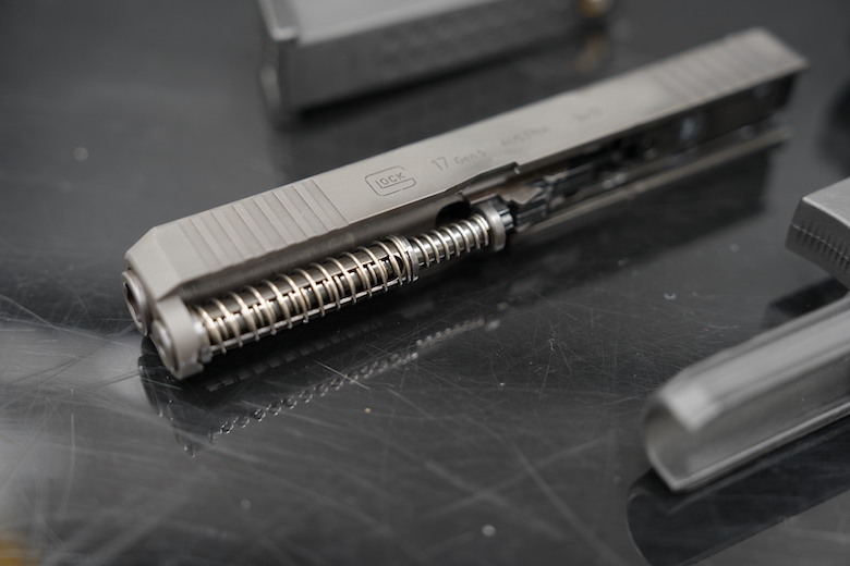 經典進化再現! GHK Glock 17 Gen5 MOS 鋼製滑套版空氣軟槍開箱