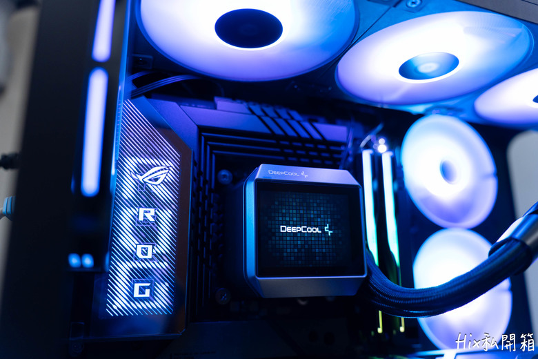 自帶高解析螢幕 DEEPCOOL MYSTIQUE 360