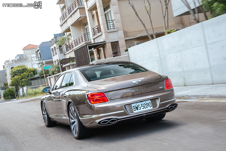 特別企劃|品牌旗艦房車的承先啟後,關於Bentley Flying Spur與Mulsanne的世代傳承!