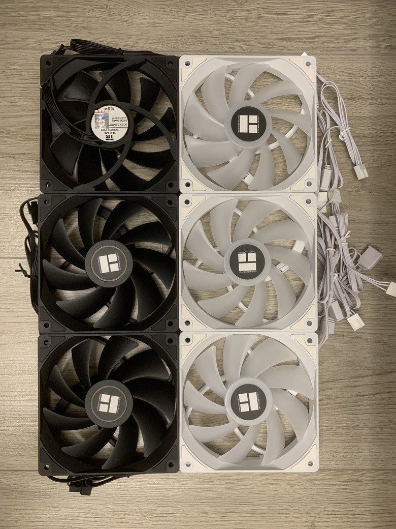 [分享］簡單開箱 利民C12CW-S & C12C
