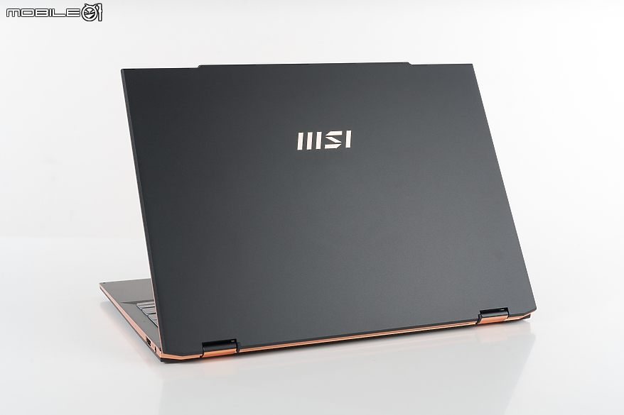 MSI Summit 13 AI+ EVO A2VM｜AI 驅動全日續航與行動高效的智慧夥伴