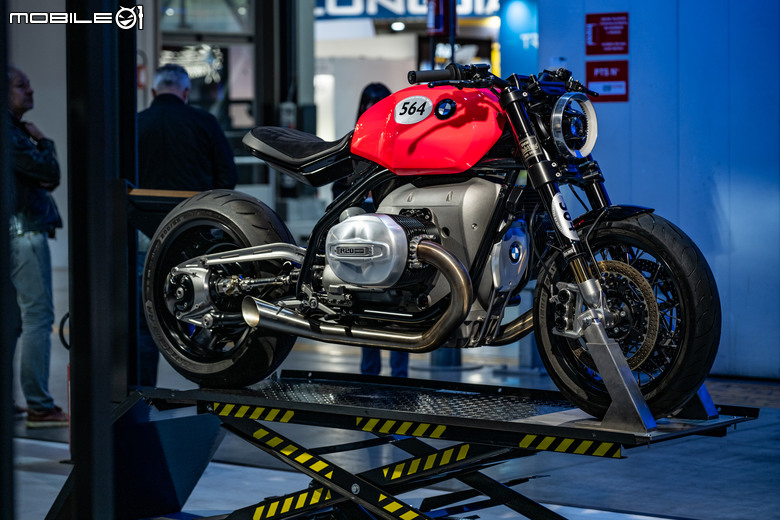 【2024 EICMA】BMW Motorrad回歸！二輪M Power傾巢而出，Rossi戰車驚喜現身！