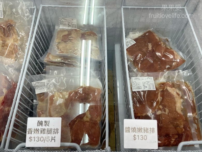 點我看大圖 是水產店也是海產店,餐廳以預約制訂餐,沒有固定菜單,餐點色香味俱全,絕不能錯過先滷後炸的香酥鴨