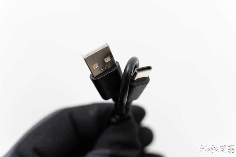 SEEK PW-517 自帶雙接頭 行動電源 開箱