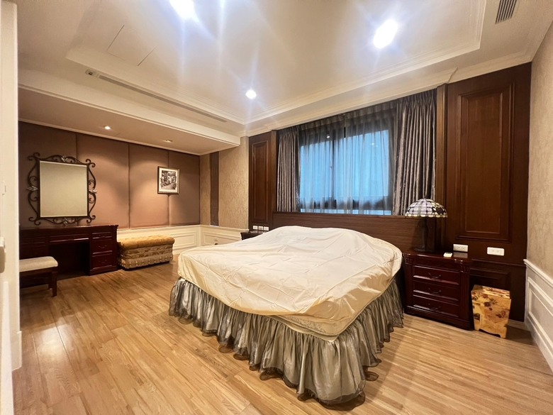 喜來登旁人間琉璃