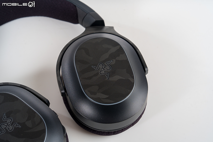 Razer BARRACUDA X CHROMA Black Edition｜炫彩自由切換音樂與遊戲聆聽情境