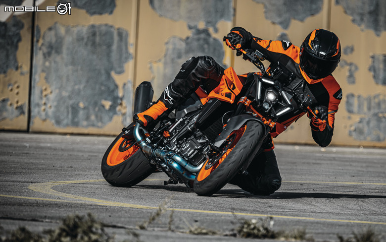【國內新訊】KTM 990 DUKE 正式在台上市，建議售價63.8萬起！