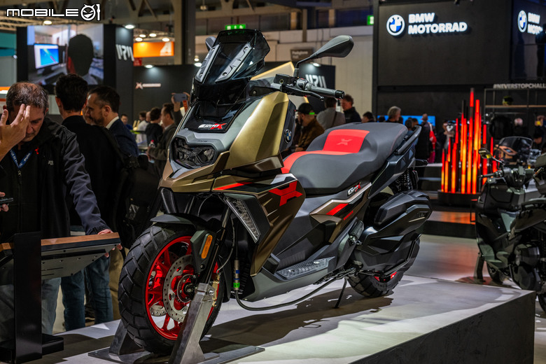【2024 EICMA】BMW Motorrad回歸！二輪M Power傾巢而出，Rossi戰車驚喜現身！