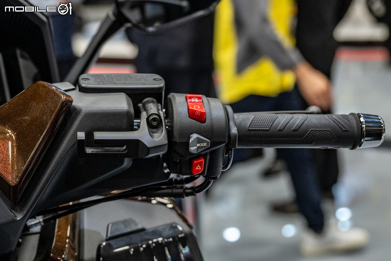 【2024 EICMA】SYM 七十週年，旗艦休旅靈龜TTLBT現身！三年佈局挑戰百萬台年銷！