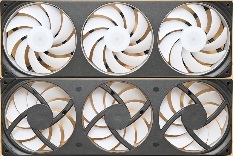點我看大圖 2024 NZXT H5 FLOW RGB機殼開箱