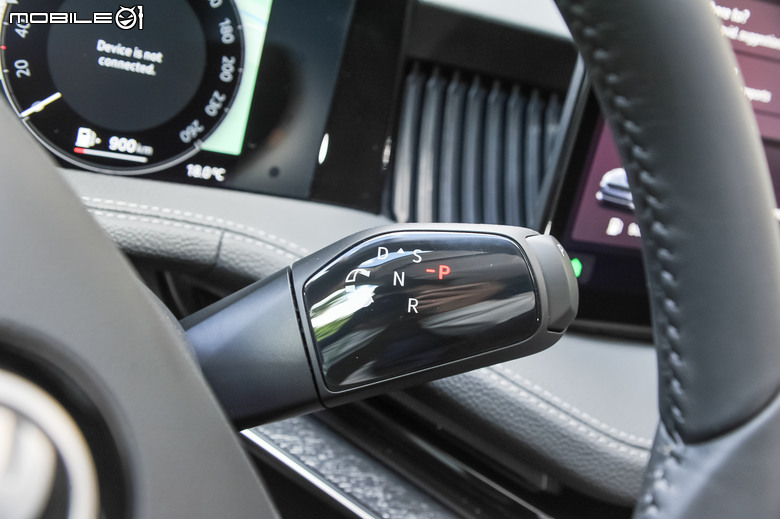 Škoda Superb 大改款捷克試駕|品牌旗艦持續升級、更有型且內外兼備!
