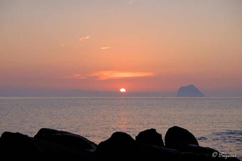 蜿蜒的外木山海岸線