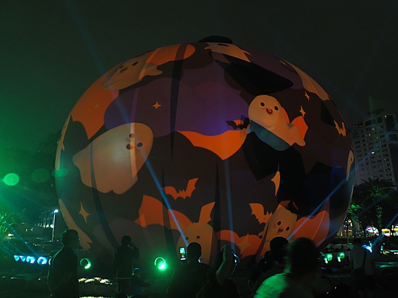 凹子底森林公園之【2024高雄萬聖節-大南瓜你搞怪一起嗨!】、王氏昆仲公園、前鎮之星、高雄捷運凱旋站【星太郎主題車站】、凹子底站【蜜柑站長xㄇㄚˊ幾兔主題車站】,附掛人氣餐廳「醉便宜(高雄延吉店)」 — 高雄捷運與江之電的聯名車站集章活動 — 讓紀念章帶路玩耍去(2)