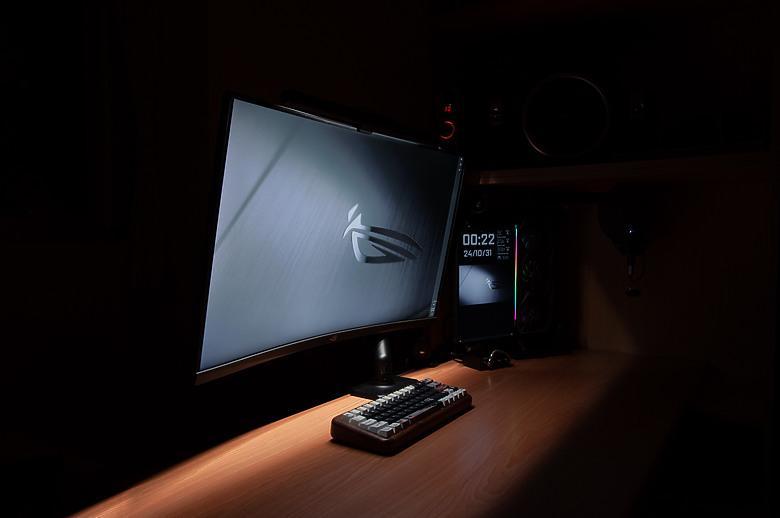 點我看大圖 「ROG AAS01 & ALB01 螢幕支架、掛燈」 - 視覺愉悅開箱文。