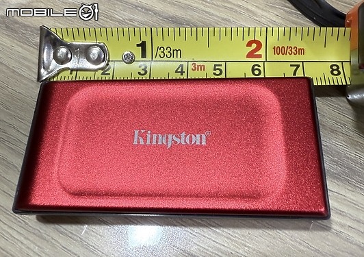 紅色3倍速！ Kingston XS1000R 外接式 SSD 開箱分享