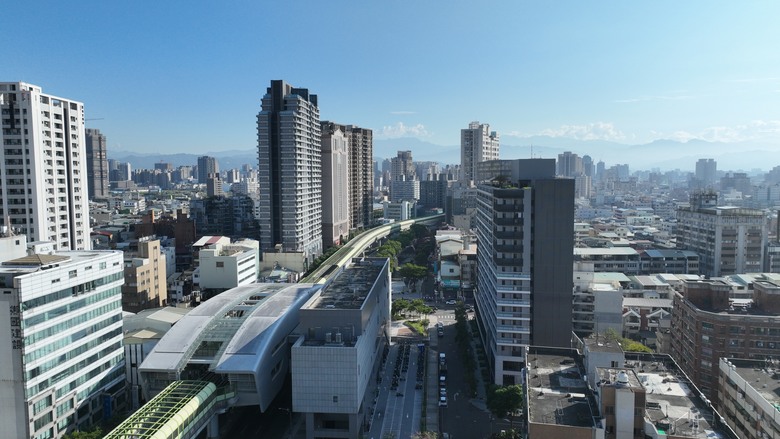 🌟 北屯【仁山建設】走路650m到 107 綠線捷運 文心中清站 低密度重劃區圍繞 核心地段捷運增值宅 空拍分享