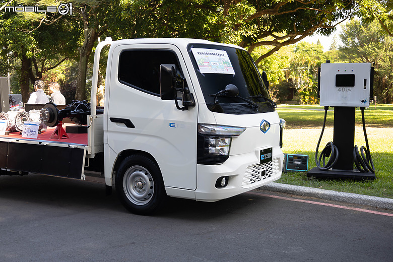 【採訪】中華全新電動商用車ET35首度亮相,預計明年量產並投入物流等運營服務!