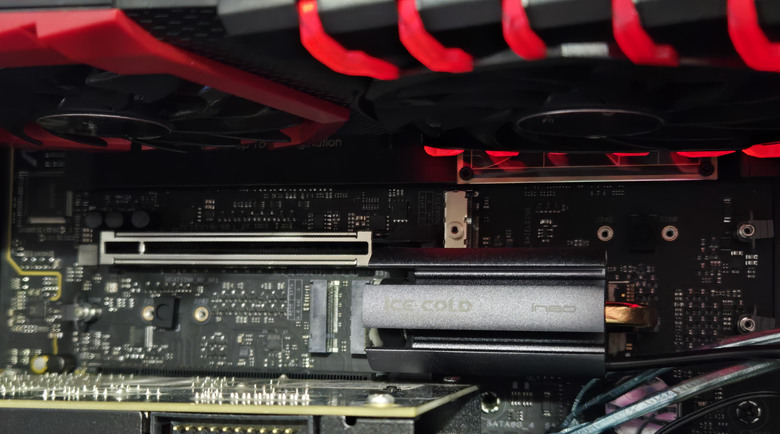 【開箱簡測】ineo M9 銅管火箭砲 M.2 NVMe SSD 2280 散熱器