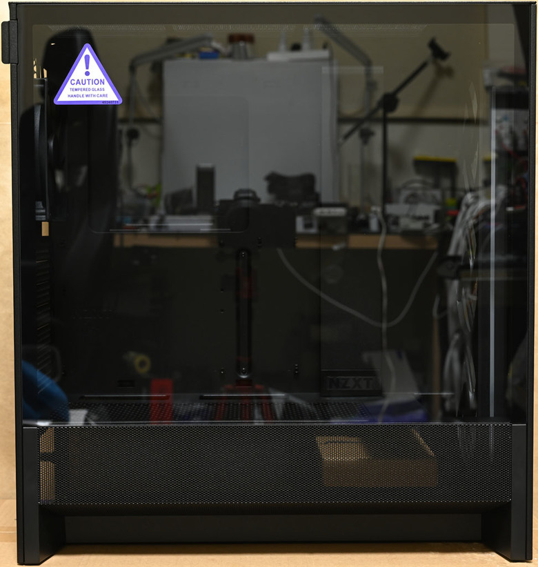 點我看大圖 2024 NZXT H5 FLOW RGB機殼開箱