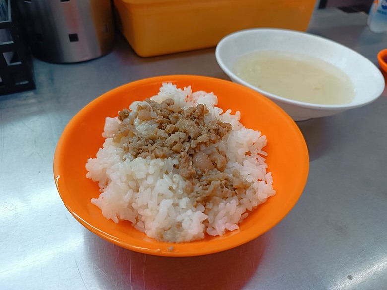 貢寮龍洞四季灣 與 瑞芳美食廣場 — 東北季風初彿,懷想東北角夏日海景與美食