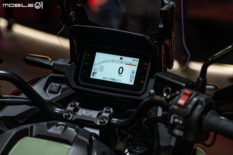 【2024 EICMA】HONDA全新高性能V型三缸渦輪增壓引擎成焦點！兩款電動概念車秀未來展望！