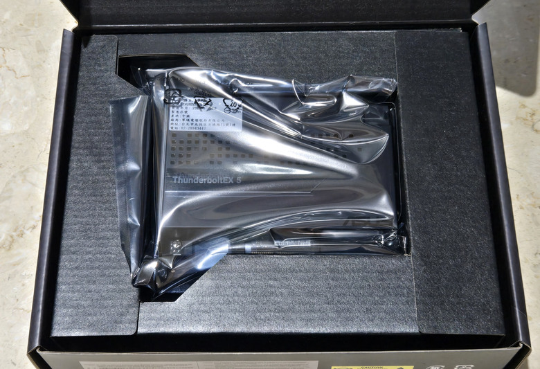 【開箱簡測】ASUS ThunderboltEX 5 擴充卡效能簡測 (圖多)