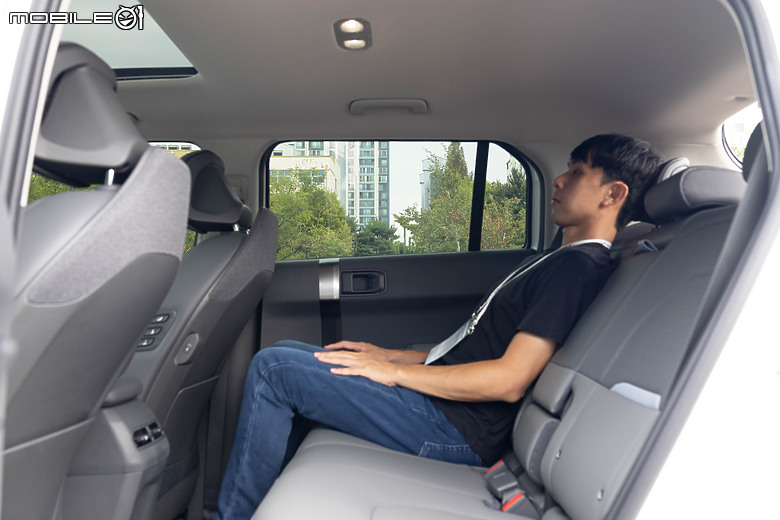Kia EV3 韓國試駕｜重量級純電小休旅，宛如縮小版EV9真的很有料！