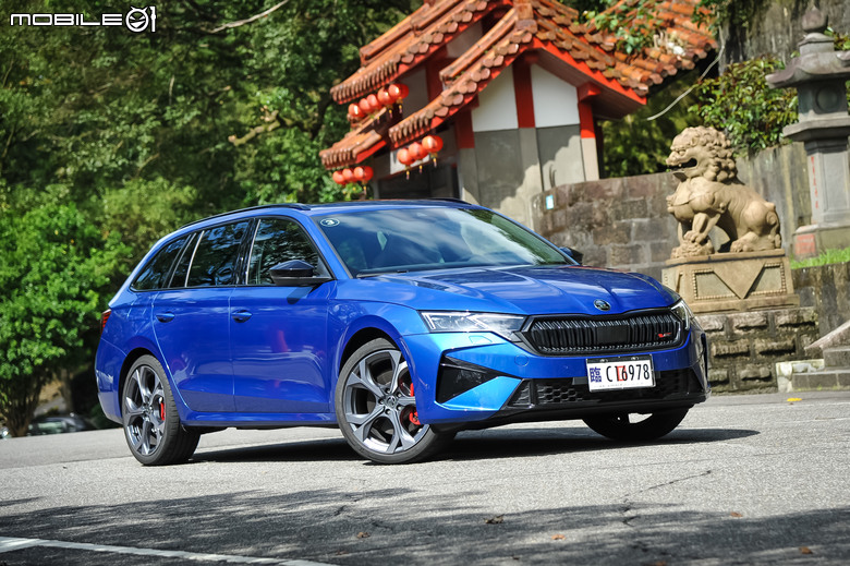 Skoda Octavia Combi RS 小改款試駕|空間機能、性能實力一次到位!