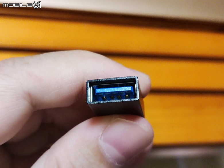 【 體驗分享 】就是快、就是穩、就是紅！ Kingston XS1000R 外接式固態硬碟超 Chill 試用！