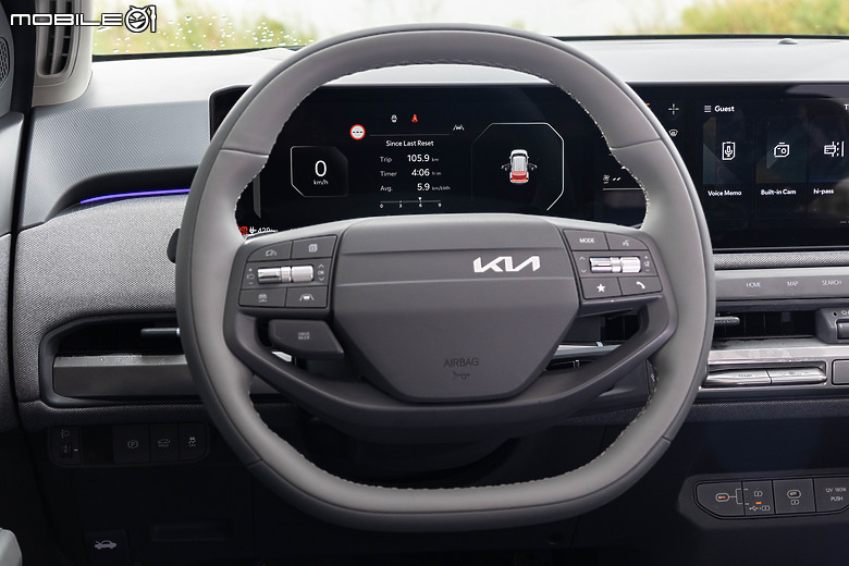 Kia EV3 韓國試駕｜重量級純電小休旅，宛如縮小版EV9真的很有料！