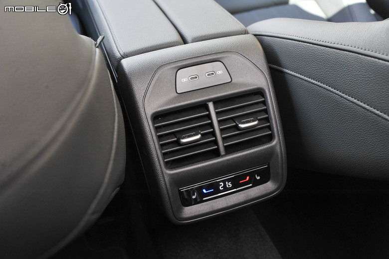 Škoda Superb 大改款捷克試駕|品牌旗艦持續升級、更有型且內外兼備!