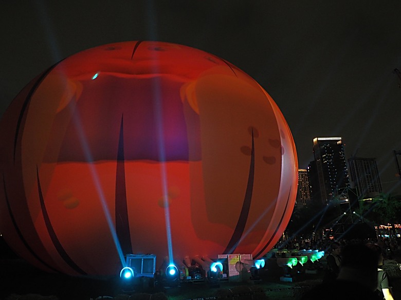 凹子底森林公園之【2024高雄萬聖節-大南瓜你搞怪一起嗨!】、王氏昆仲公園、前鎮之星、高雄捷運凱旋站【星太郎主題車站】、凹子底站【蜜柑站長xㄇㄚˊ幾兔主題車站】,附掛人氣餐廳「醉便宜(高雄延吉店)」 — 高雄捷運與江之電的聯名車站集章活動 — 讓紀念章帶路玩耍去(2)