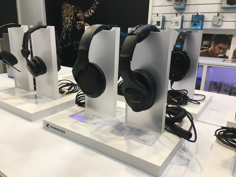 {[高雄SENNHEISER展示中心]} 全新開幕！Soundbar ！耳機！隨你聽！高雄火車站旁