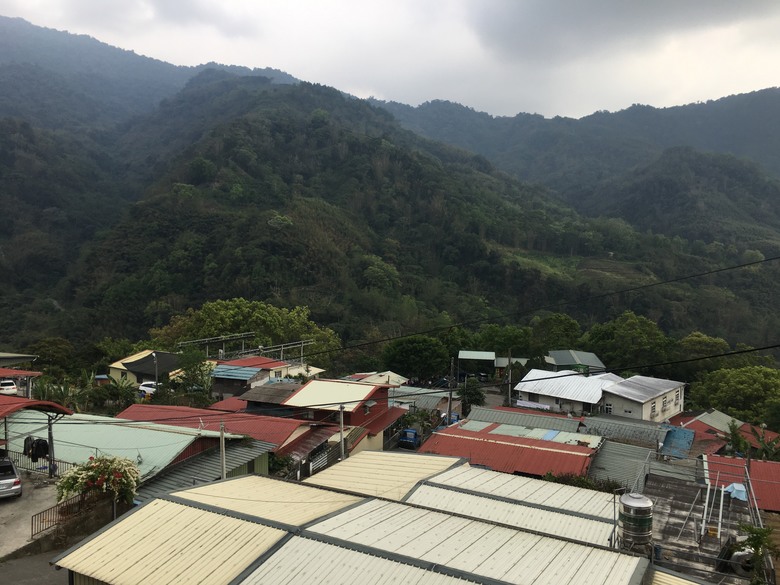 阿里山森遊漫步走(下)有夠遠的部落-里佳
