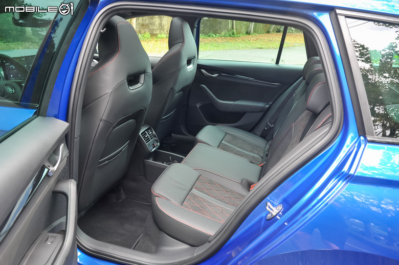 Skoda Octavia Combi RS 小改款試駕|空間機能、性能實力一次到位!