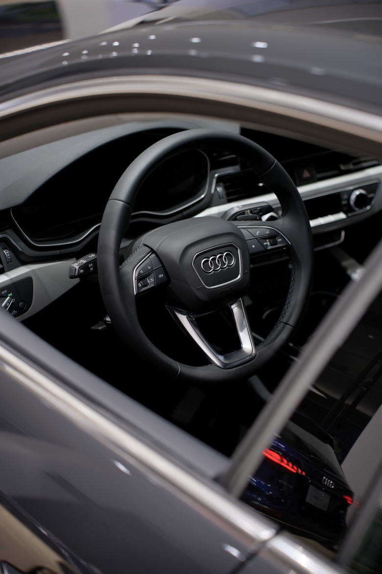 Audi A5 Sportback 40 TFSI｜金屬曼哈頓灰 Manhattan Grey H1｜實車照片分享