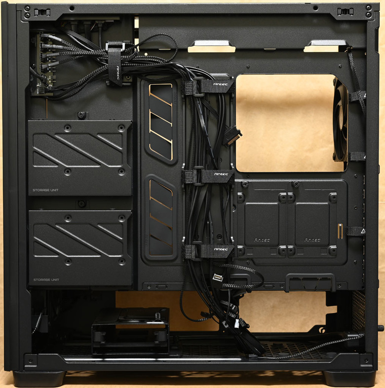 ANTEC FLUX PRO機殼開箱
