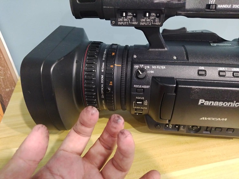 Panasonic AG-AC160攝影機鏡頭對焦環問題