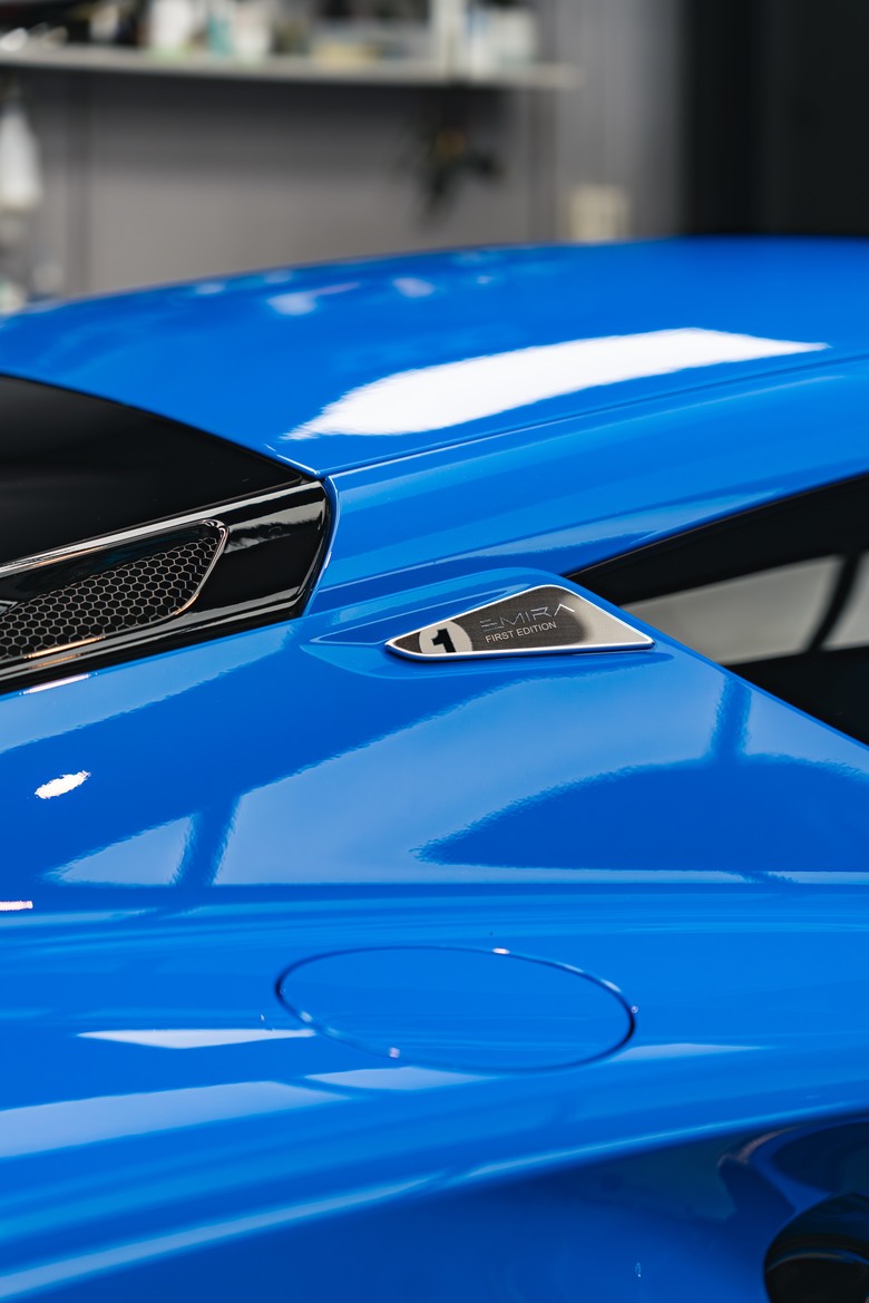 Lotus Emira包膜分享: Rodim R3 Pro TPU 全車犀牛皮隱型車衣