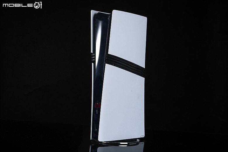 PS5 Pro外型解析|集齊PlayStation 5系列大成!