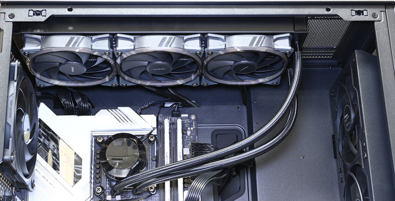 ANTEC FLUX PRO機殼開箱