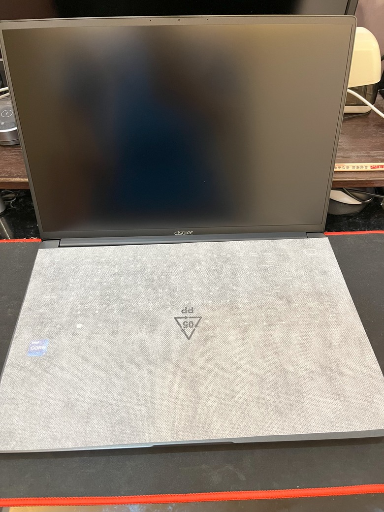 [開箱]CJSCOPE Forge 16R 新機開箱和心得分享