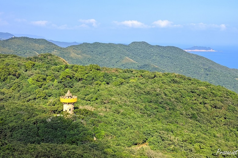 蜿蜒的外木山海岸線