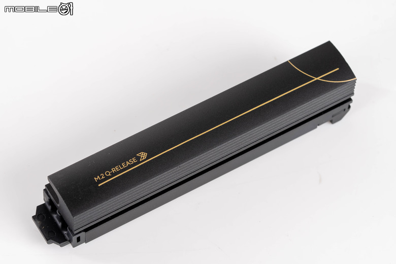 ASUS ProArt Z890-Creator WiFi 主機板開箱試用 以豐富擴充機能與高速連網能力搭建最佳創作平台