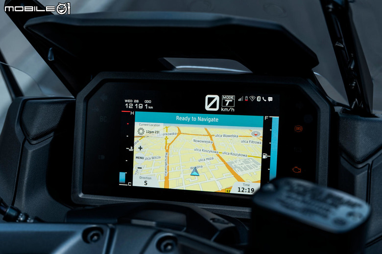 【海外新訊】Yamaha TMAX Tech Max小改發表！面部微整，彎道ABS導入！