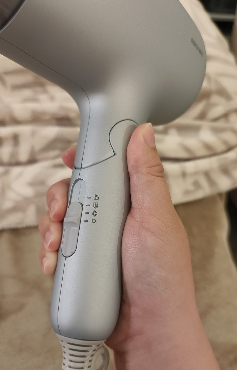 分享居家好物NA7M奈米水離子吹風機