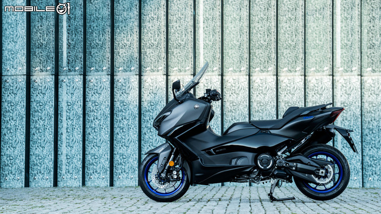 【海外新訊】Yamaha TMAX Tech Max小改發表！面部微整，彎道ABS導入！