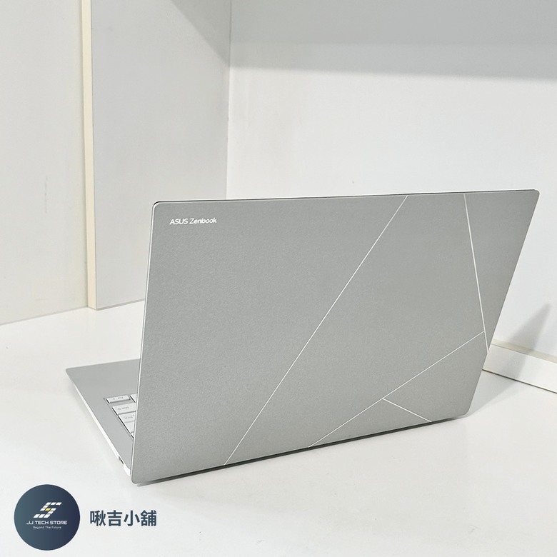 開箱&分享 華碩ASUS 靈耀14 Air (Zenbook S14 ) 筆電🖥️(全實拍附開箱影片)