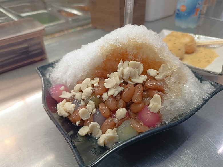 貢寮龍洞四季灣 與 瑞芳美食廣場 — 東北季風初彿,懷想東北角夏日海景與美食