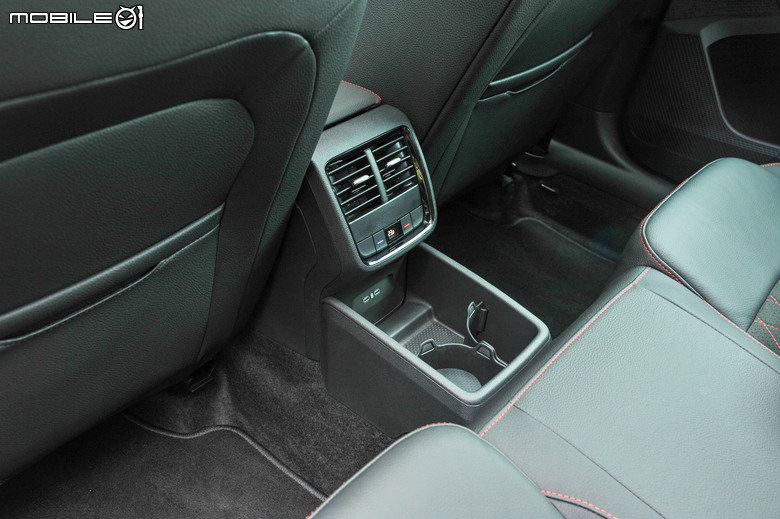 Skoda Octavia Combi RS 小改款試駕|空間機能、性能實力一次到位!